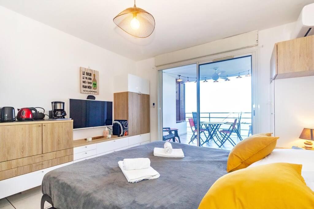 Oceanides - Studio Renove Avec Magnifique Vue Mer - Saint-Gilles-Les-Bains 外观 照片